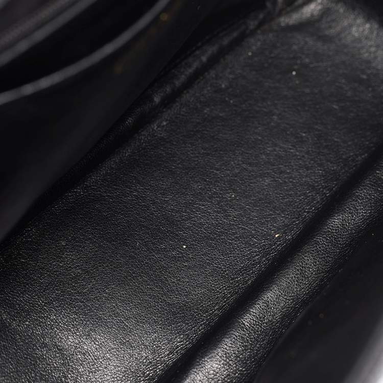 Pre Owned Chanel Black Quilted Caviar Leather Jumbo Classic Single Flap Bag