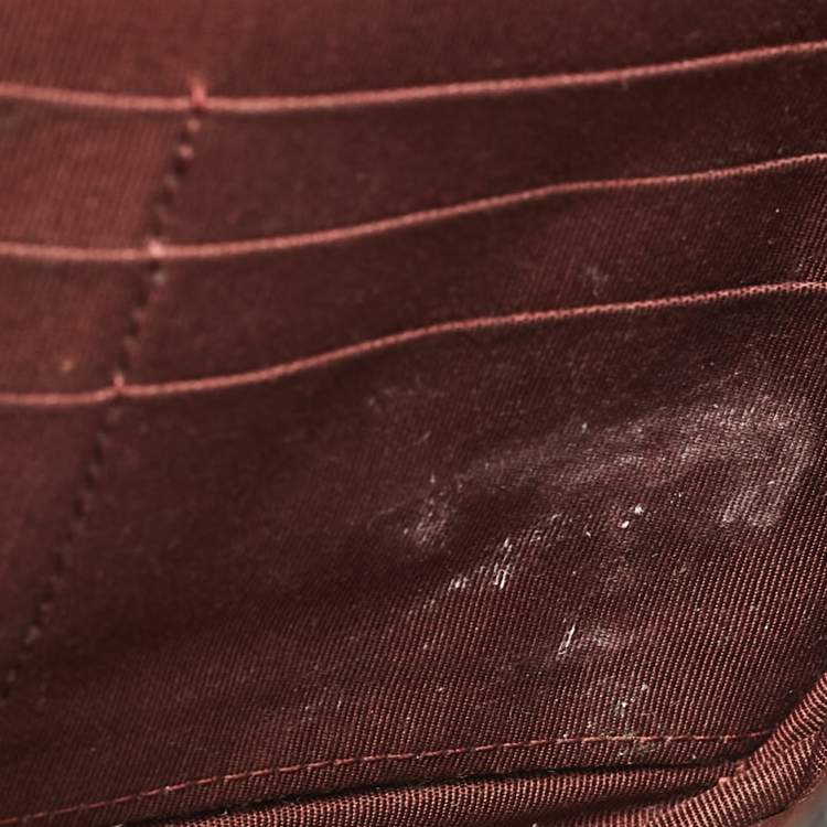 Pre Owned Chanel Black Quilted Leather Classic Wallet On Chain