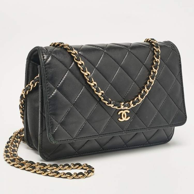 Pre Owned Chanel Black Quilted Leather Classic Wallet On Chain
