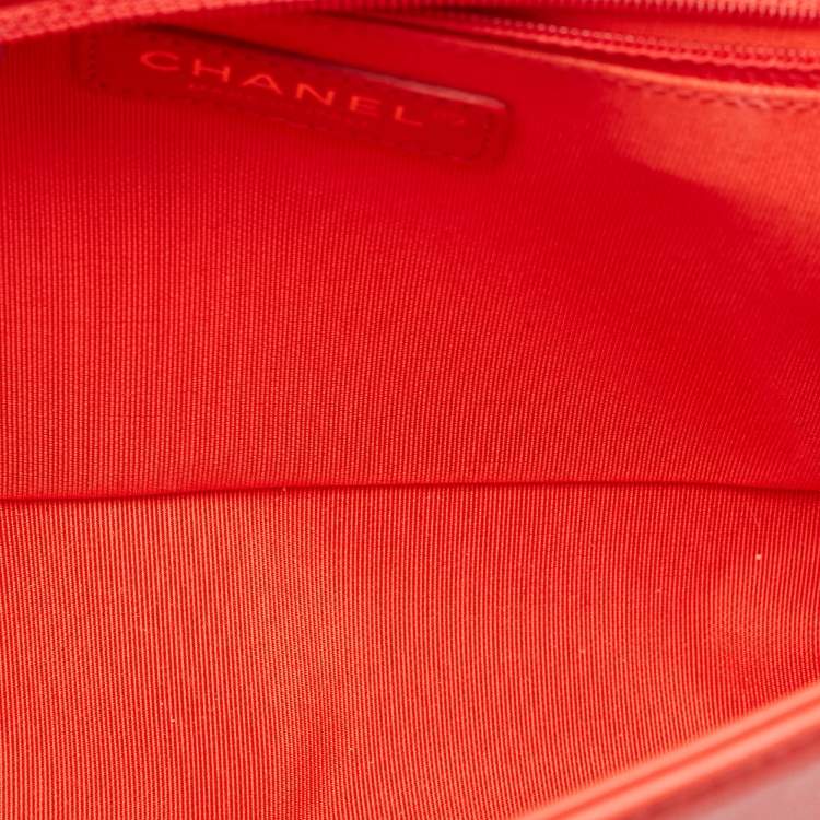 Pre Owned Chanel Red Quilted Leather New Medium Boy Bag