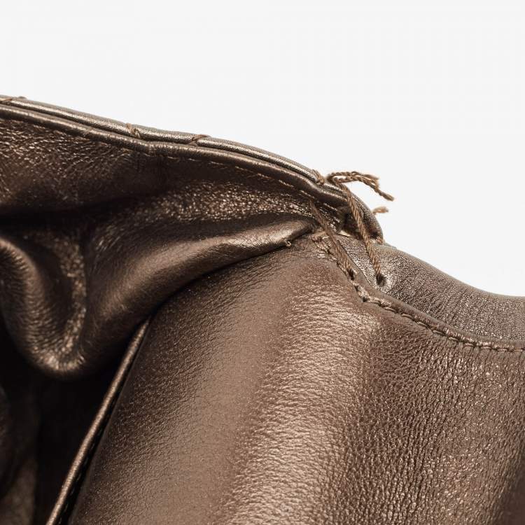 Pre Owned Chanel Metallic Quilted Aged Leather Reissue 2.55 Classic 225 Flap Bag