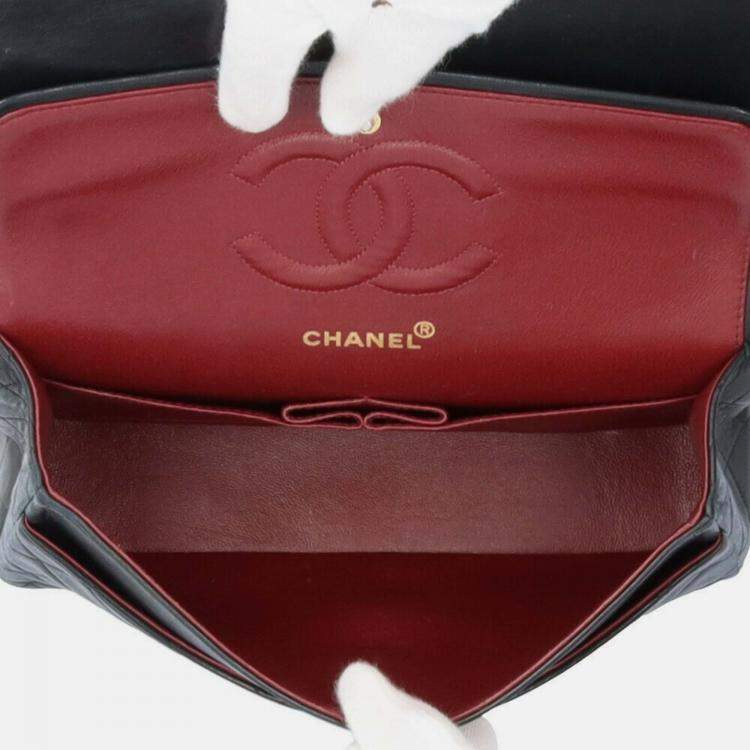 Pre Owned Chanel Black Lambskin Leather Medium Classic Double Flap Shoulder Bags