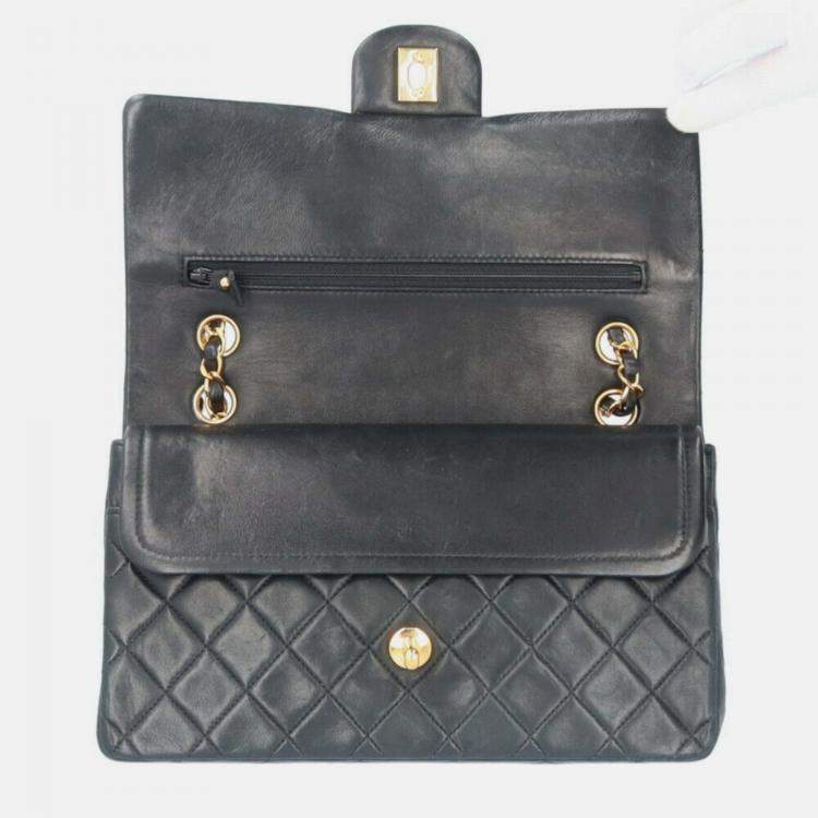 Pre Owned Chanel Black Lambskin Leather Medium Classic Double Flap Shoulder Bags