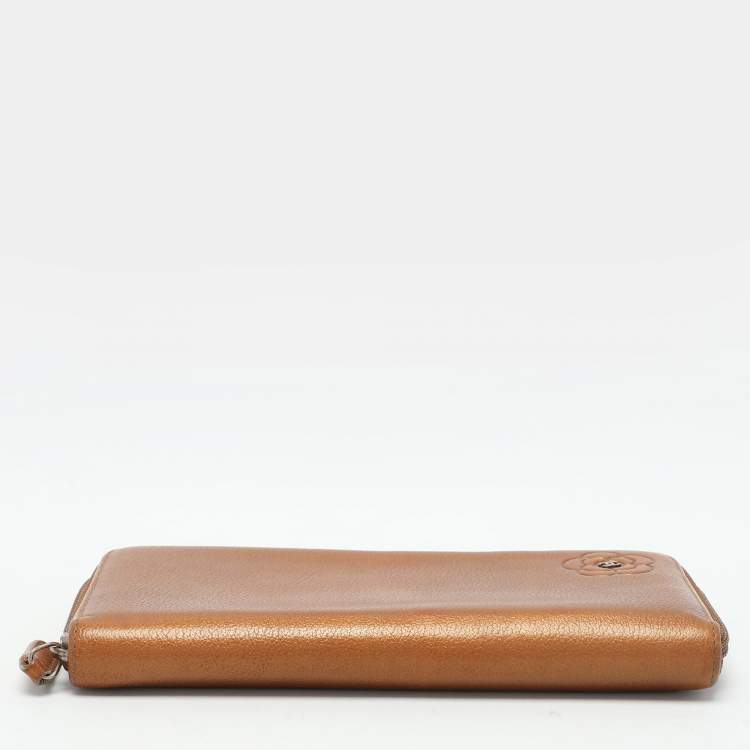 Pre Owned Chanel Brown Leather Camellia Zip Around Wallet