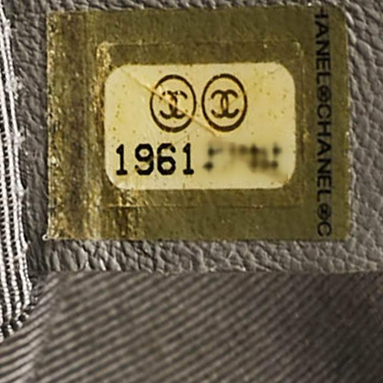 Pre Owned Chanel Black Quilted Leather New Medium Boy Bag