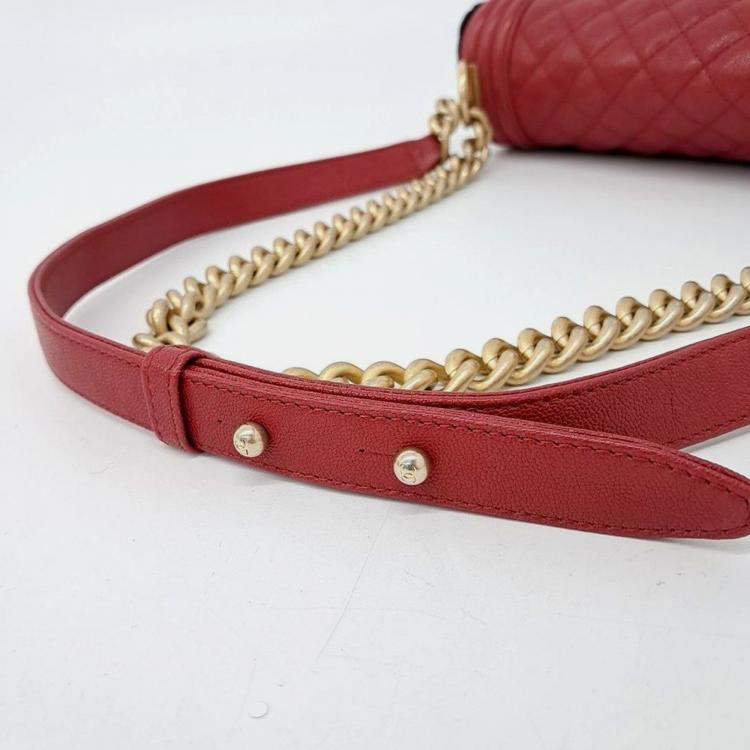 Pre Owned Chanel Caviar Medium Boy Bag