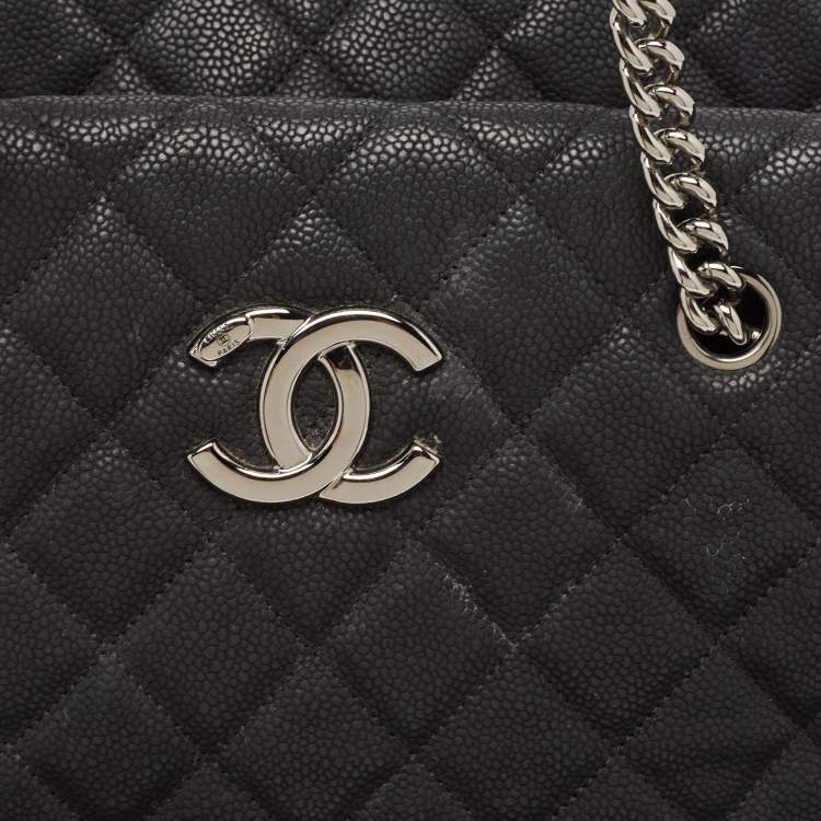 Pre Owned Chanel Black Quilted Matte Caviar Leather Lady Pearly Tote