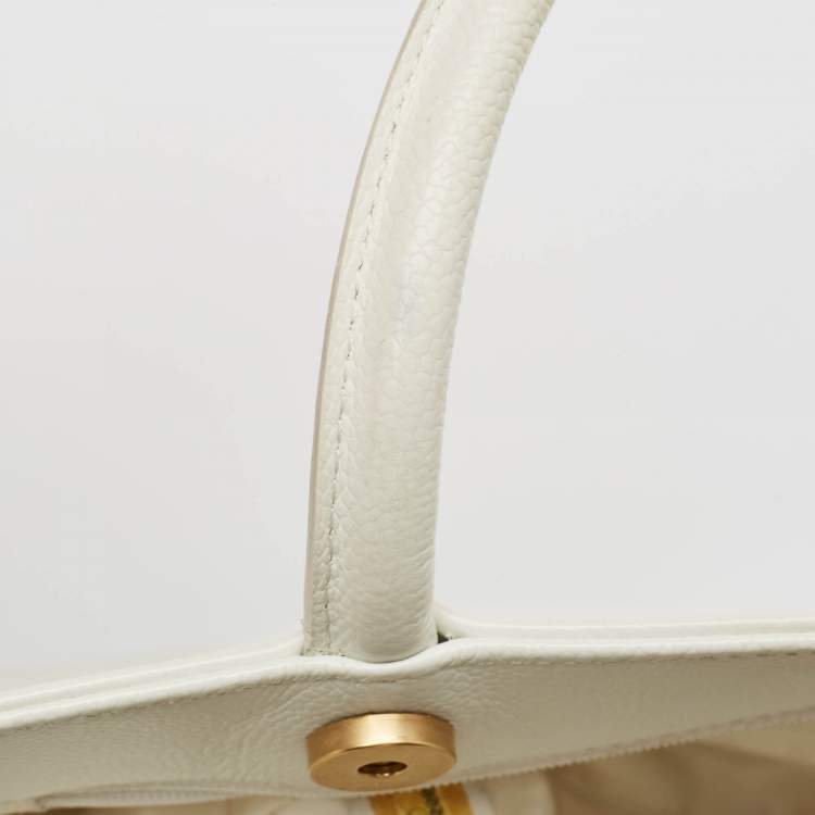 مملوكة مسبقًا Chanel White Caviar Leather CC Tote