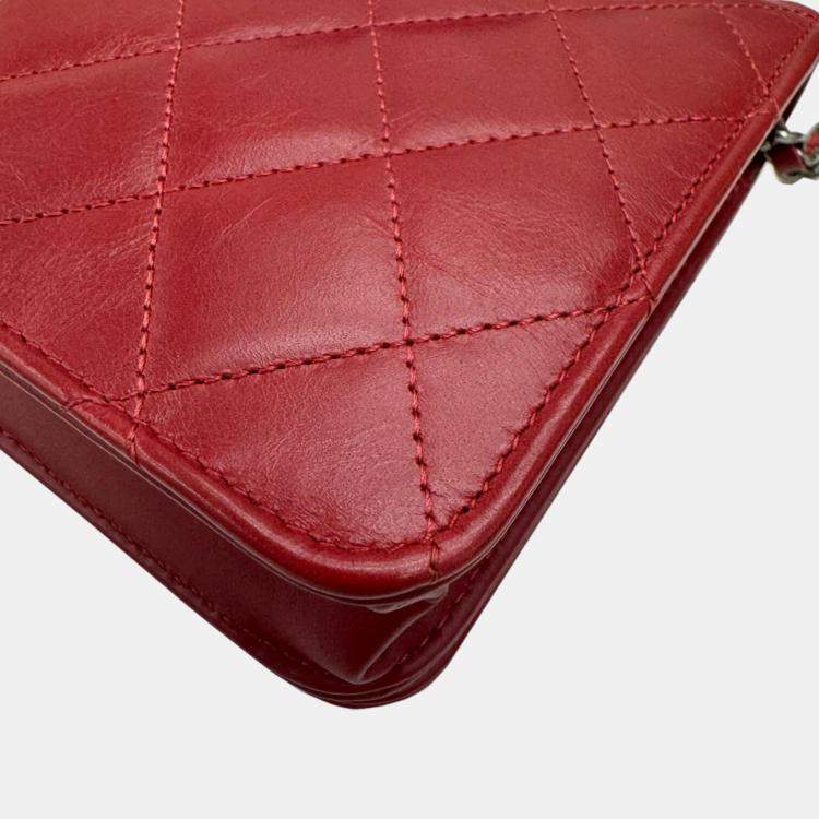 Pre Owned Chanel Red Calf Leather Matelasse Boy Chain Wallet