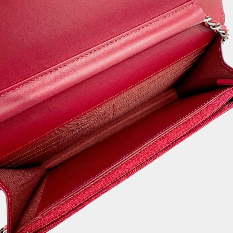 Pre Owned Chanel Red Calf Leather Matelasse Boy Chain Wallet
