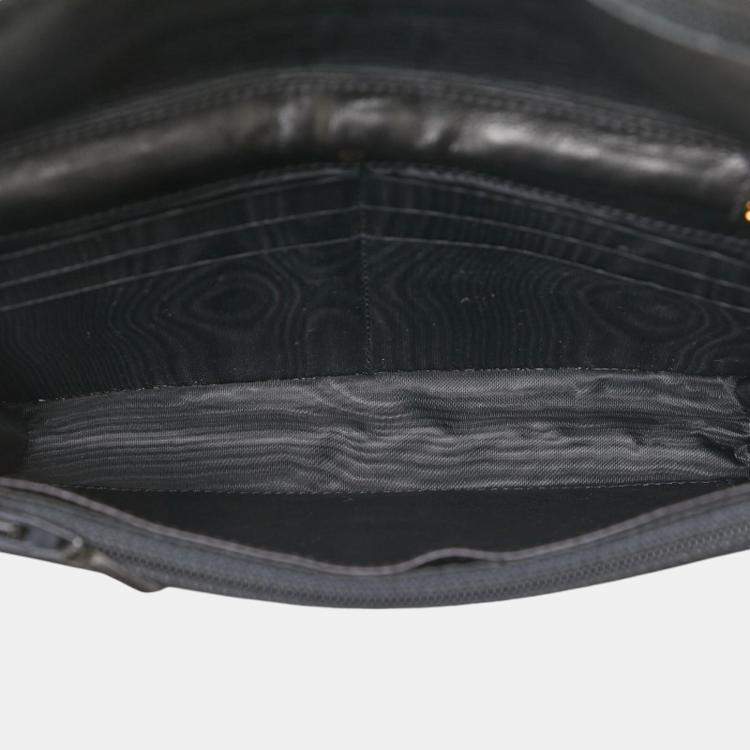 Pre Owned Chanel Black Caviar Skin Leather Coco Mark Chain Wallet