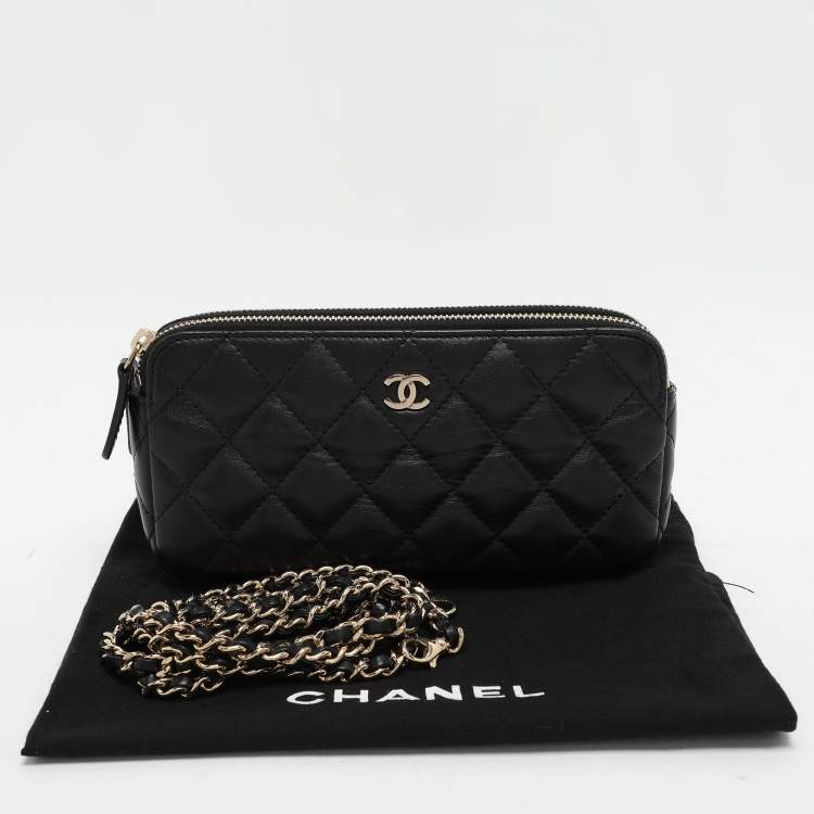 Pre Owned Chanel Black Quilted Leather CC Wallet On Chain