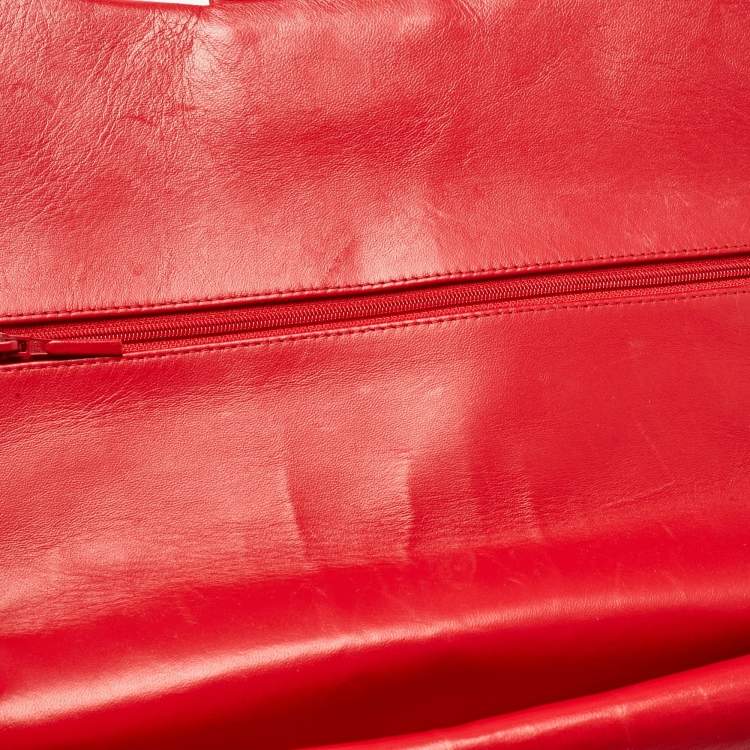 Pre Owned Chanel Red Quilted Patent Leather Maxi Classic Double Flap Bag