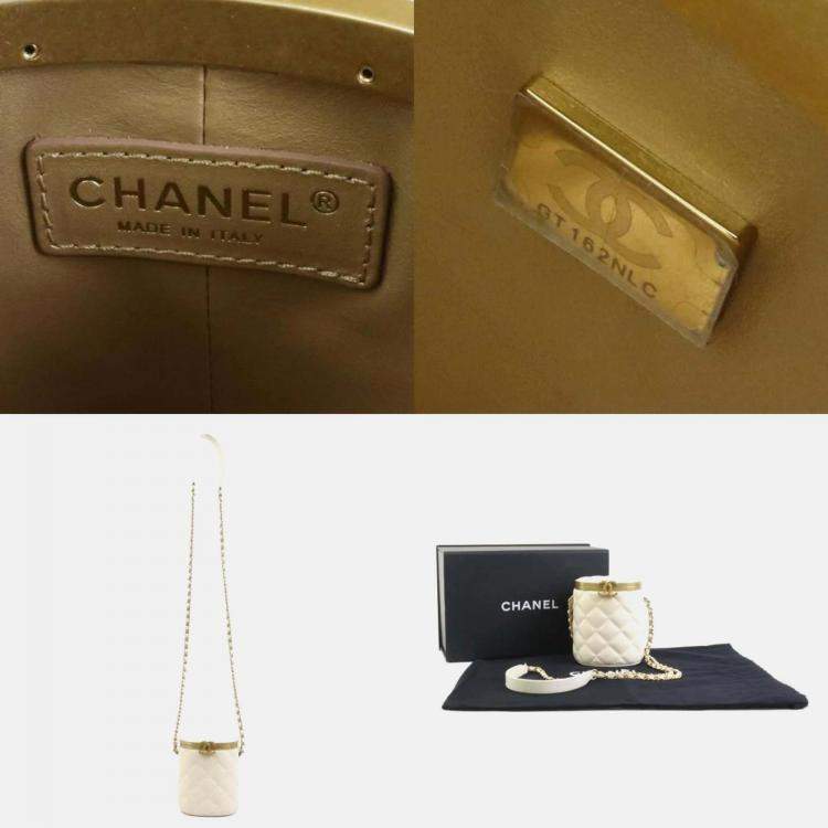 Pre Owned Chanel Off-White Gold Leather Matelasse Shoulder Bag