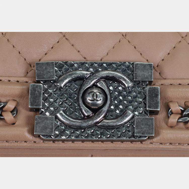 Pre Owned Chanel Nude Pink New Medium Boy Bag With Handle