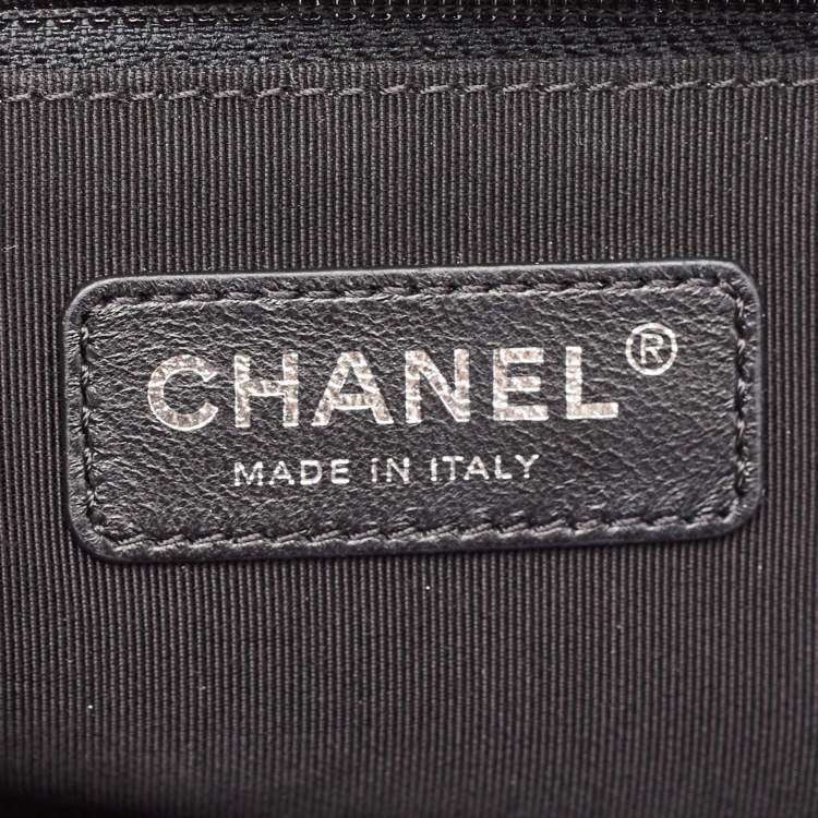 Pre Owned Chanel Purple Iridescent Quilted Leather New Medium Boy Flap Bag