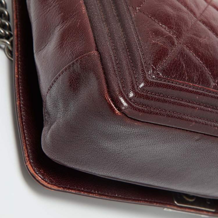 Pre Owned Chanel Burgundy Ombre Quilted Leather Large Boy Flap Bag