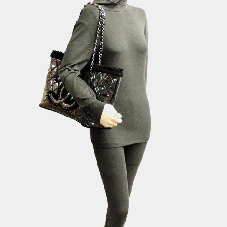 Pre Owned Chanel Black Tweed Fanny Chain Tote Bag