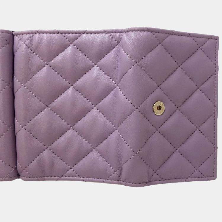 Pre Owned Chanel Light Purple Matelasse Small Flap CC Pearl Coco Mark Bi-fold Wallet