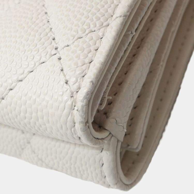 Pre Owned Chanel White Caviar Skin Classic Small Flap Matelasse Trifold Wallet