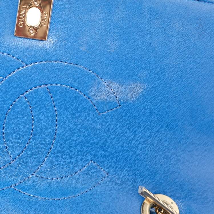 Pre Owned Chanel Blue Chevron Leather Medium Trendy CC Flap Bag