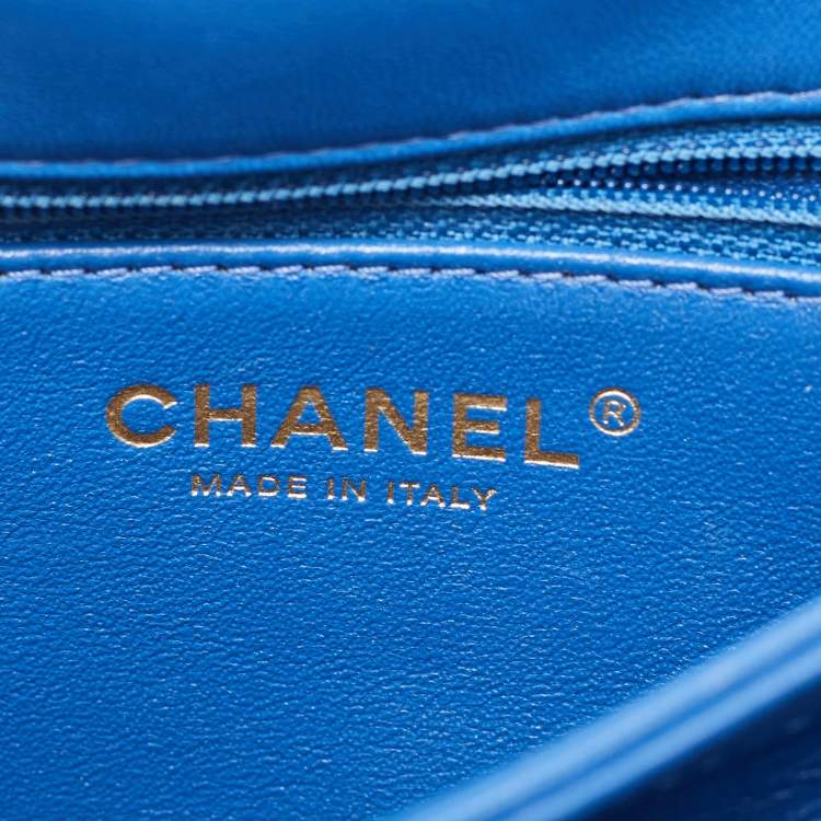 Pre Owned Chanel Blue Chevron Leather Medium Trendy CC Flap Bag