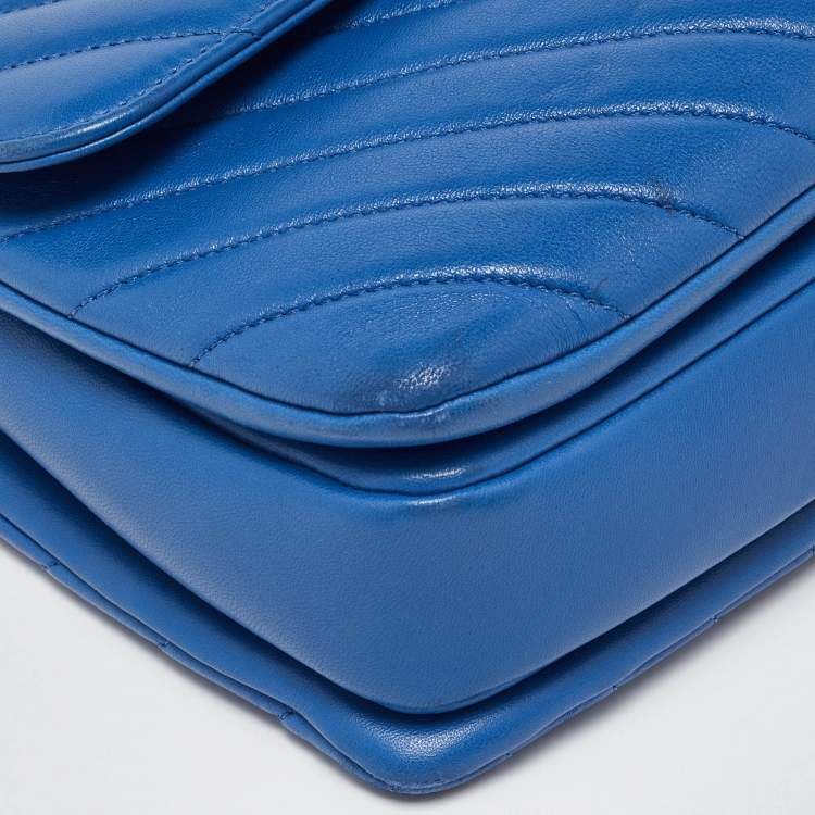 Pre Owned Chanel Blue Chevron Leather Medium Trendy CC Flap Bag