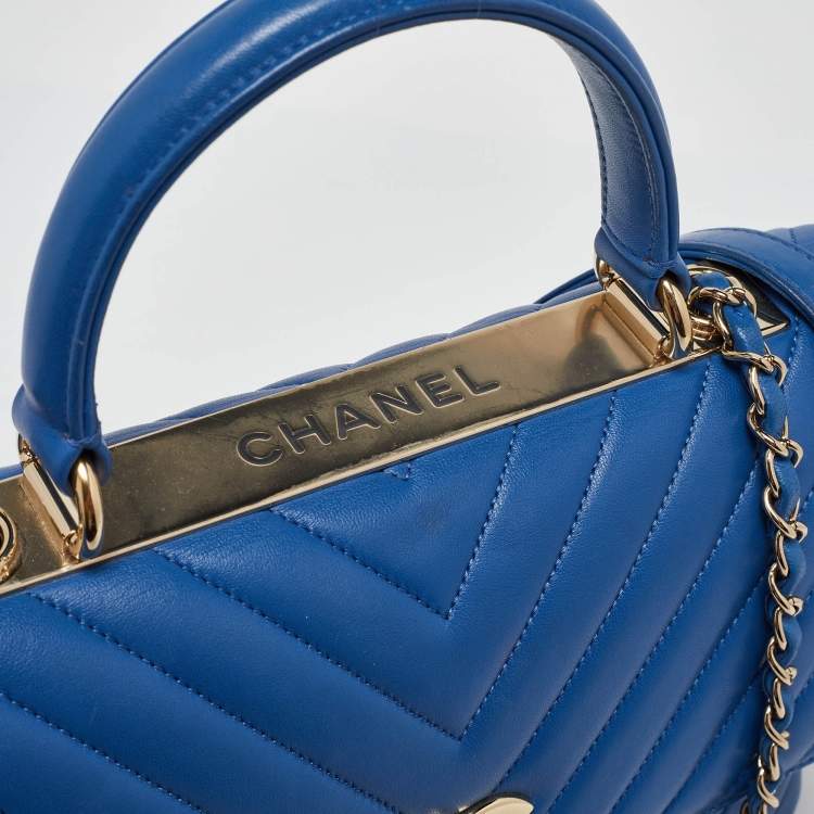 Pre Owned Chanel Blue Chevron Leather Medium Trendy CC Flap Bag
