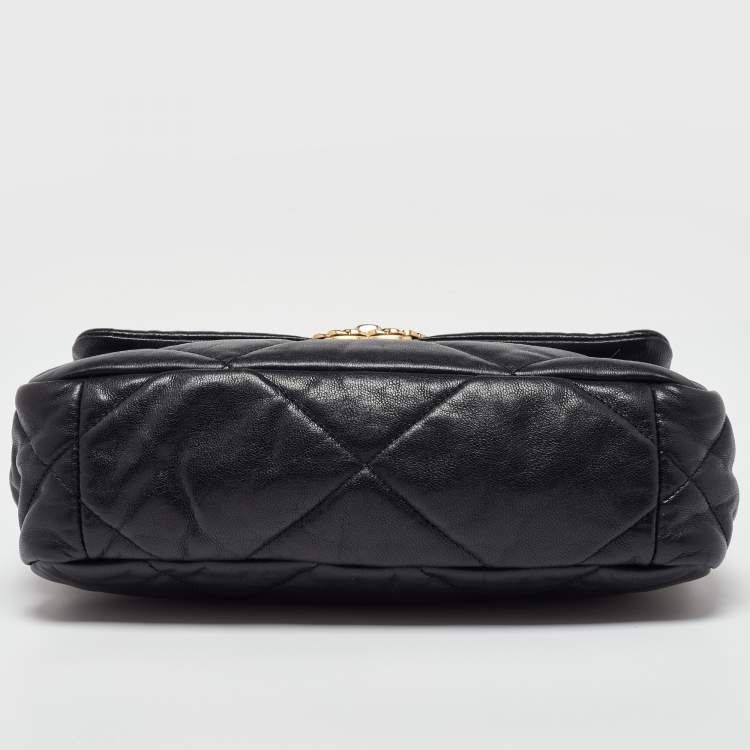 Pre Owned Chanel Black Quilted Leather Medium 19 Flap Bag