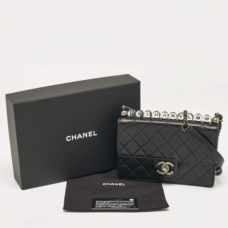 Pre Owned Chanel Black Quilted Leather Chic Pearl Flap Bag