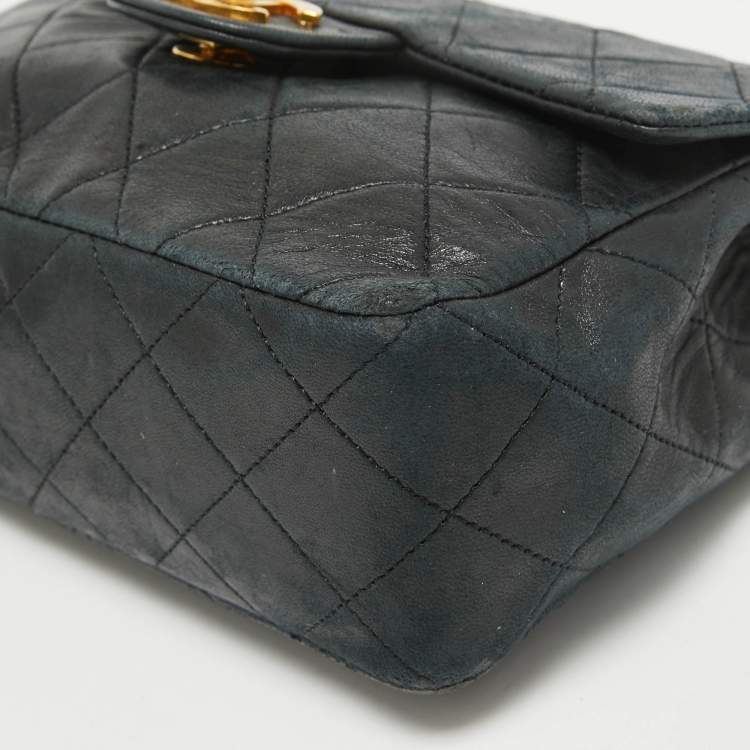 Pre Owned Chanel Black Quilted Leather Vintage Classic Flap Bag