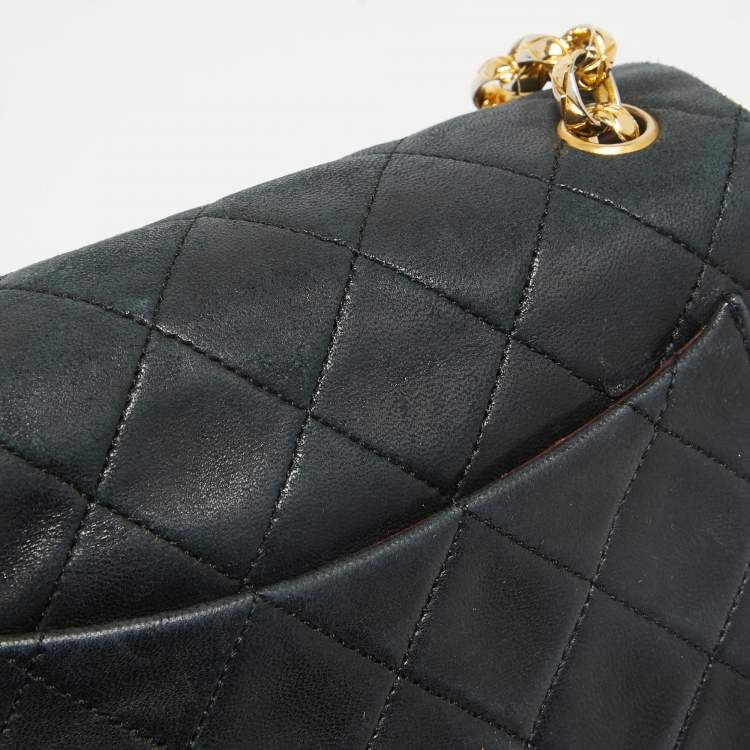 Pre Owned Chanel Black Quilted Leather Vintage Classic Flap Bag