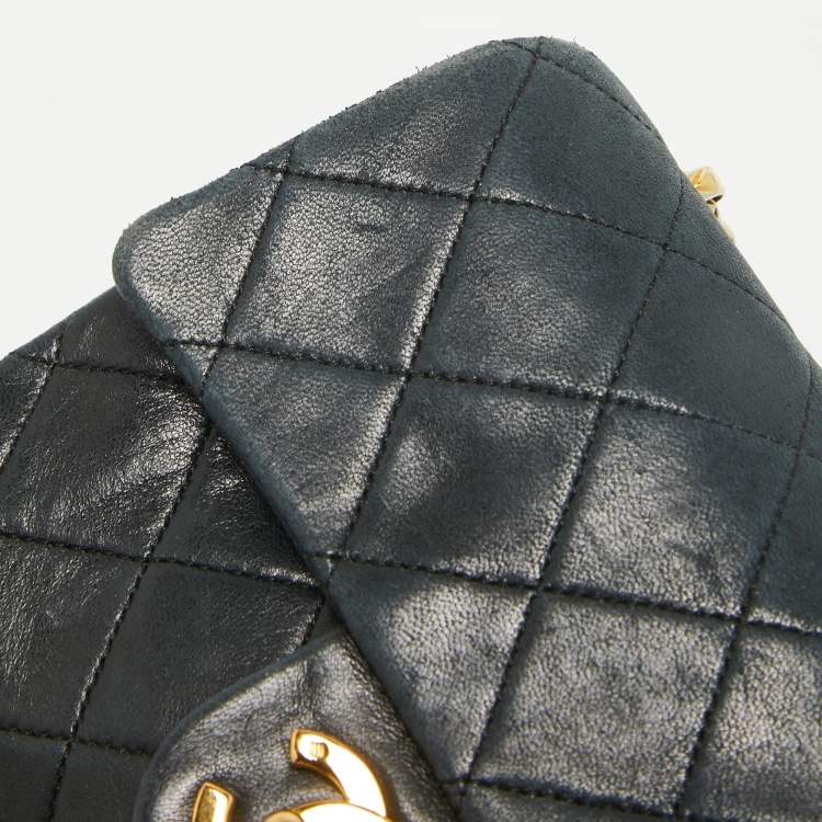 Pre Owned Chanel Black Quilted Leather Vintage Classic Flap Bag