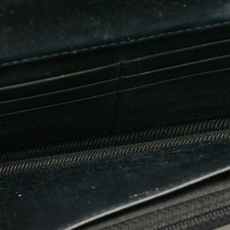 Pre Owned Chanel Black Chevron Caviar Leather Boy Wallet On Chain