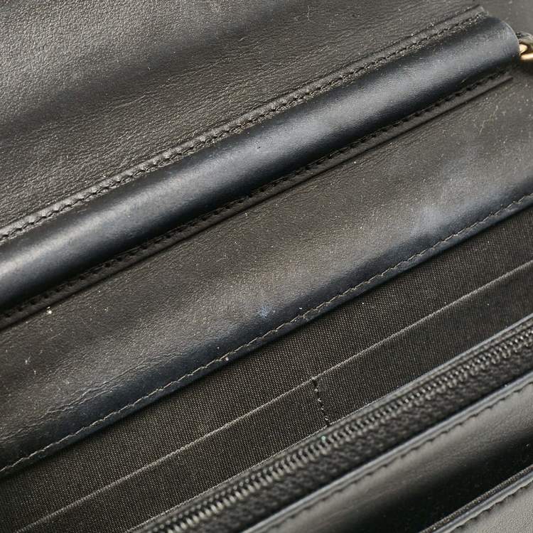 Pre Owned Chanel Black Chevron Caviar Leather Boy Wallet On Chain