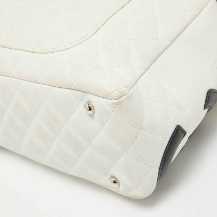 Pre Owned Chanel White/Black Quilted Leather Cambon Ligne Bowler Bag