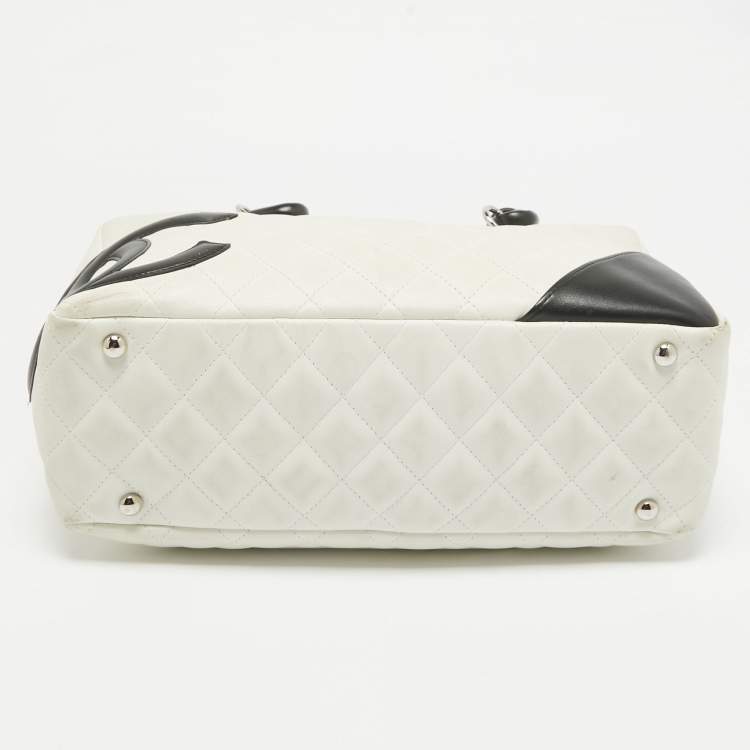 Pre Owned Chanel White/Black Quilted Leather Cambon Ligne Bowler Bag
