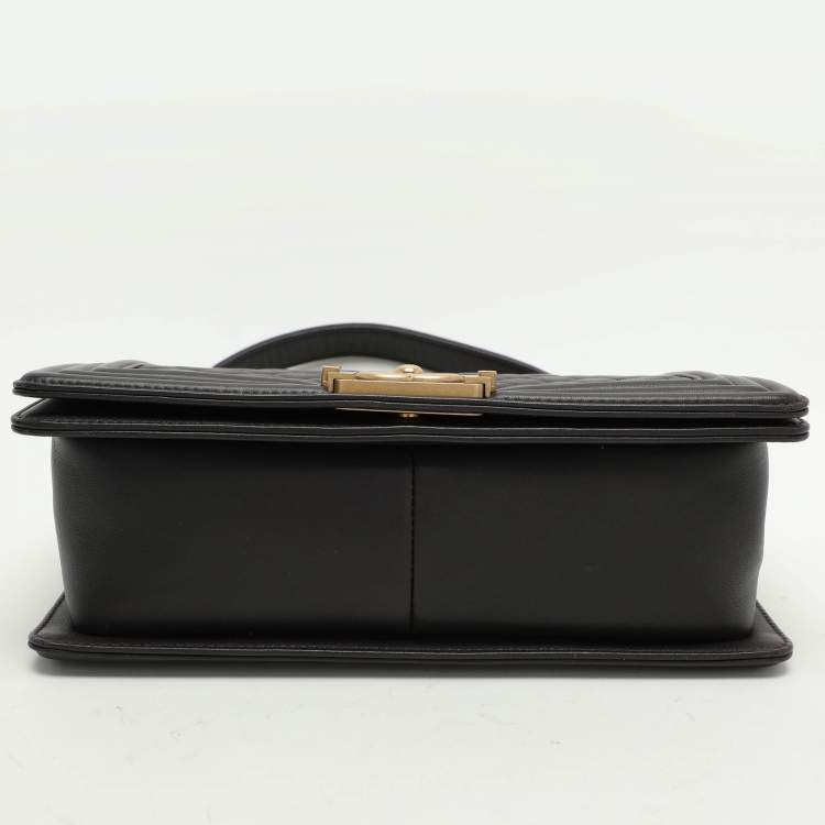 Pre Owned Chanel Brown Quilted Leather Medium Boy Bag