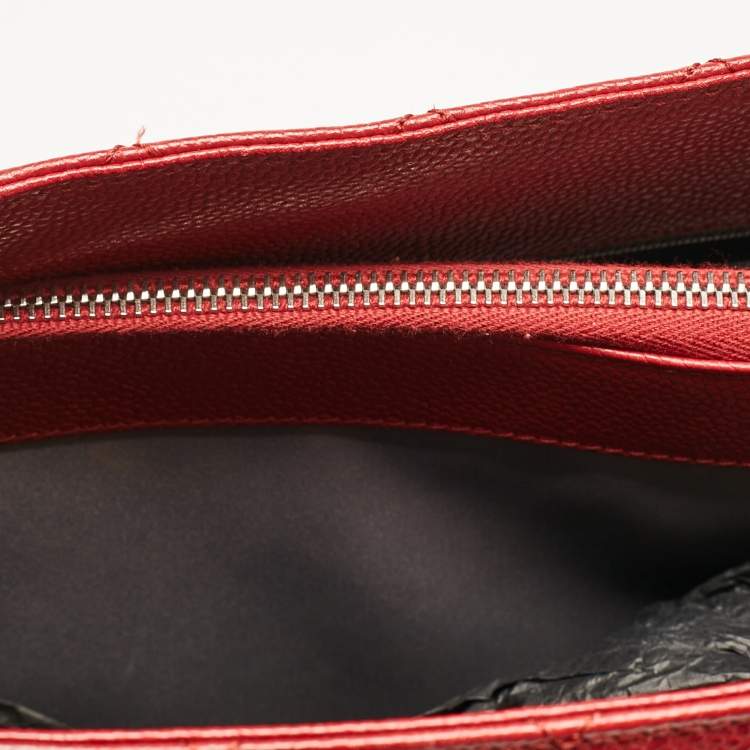 مملوكة مسبقًا Chanel Red Quilted Caviar Leather Grand Shopper Tote