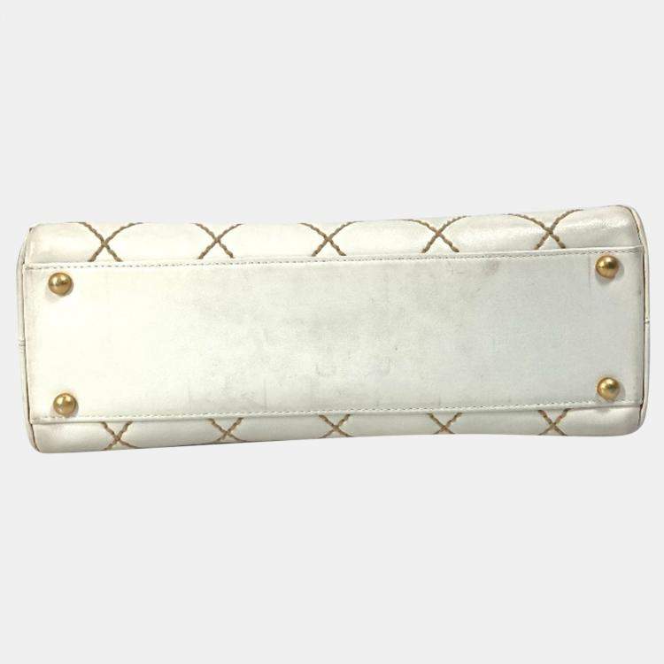 Pre Owned Chanel White Cc Mark Bag Vintage Mini Duffle Bag