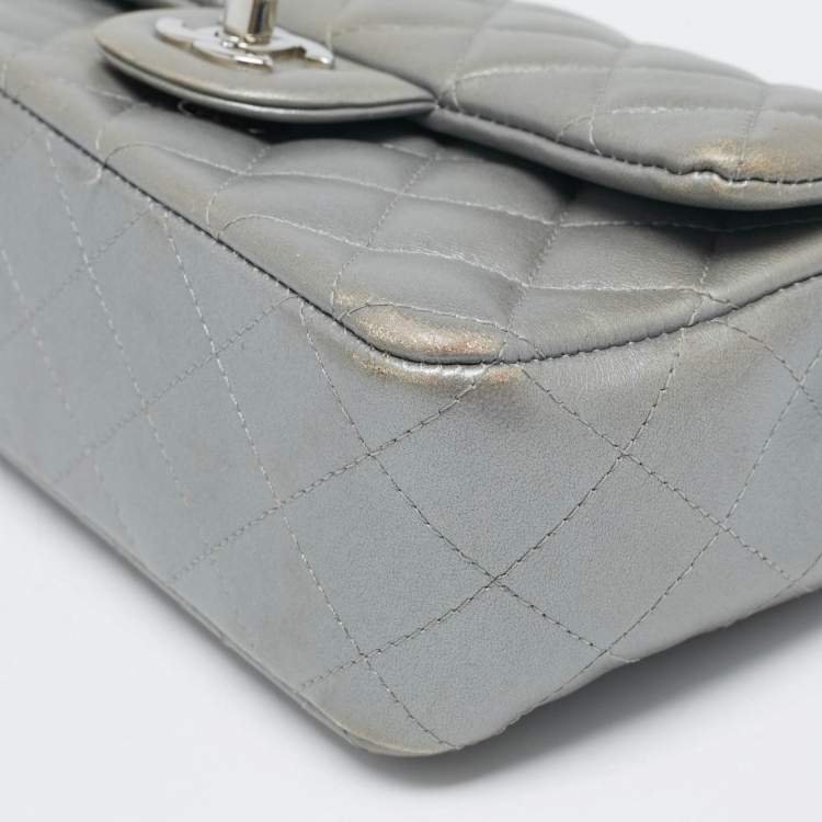 Pre Owned Chanel Grey Quilted Leather Small CC Flap Bag