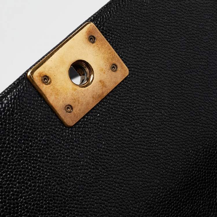 Pre Owned Chanel Black Quilted Caviar Leather Medium Boy Flap Bag