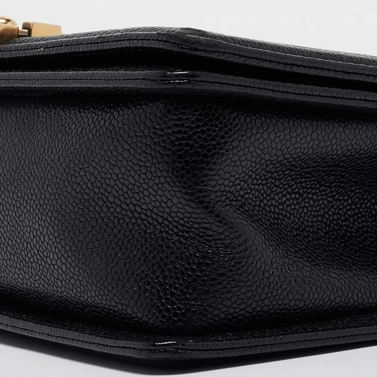Pre Owned Chanel Black Quilted Caviar Leather Medium Boy Flap Bag