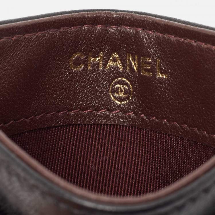 مملوكة مسبقًا Chanel Black Quilted Leather CC Card Holder
