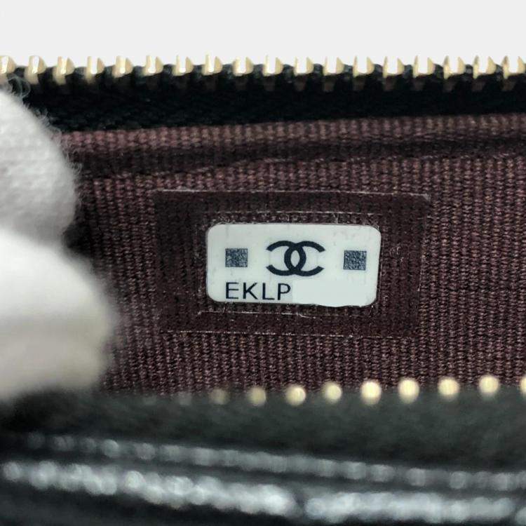 Pre Owned Chanel Black Caviar Skin Coco Mark Matelasse Classic Zip Business Card Holder