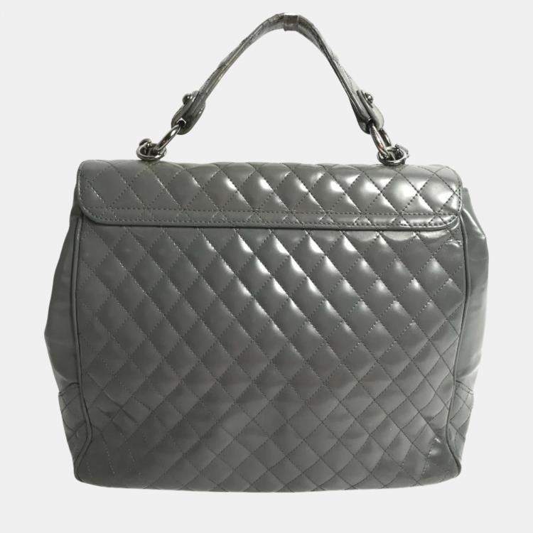 Pre Owned Chanel gray Chain shoulder bag