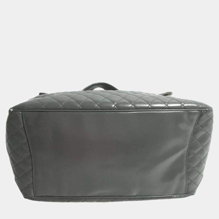 Pre Owned Chanel gray Chain shoulder bag