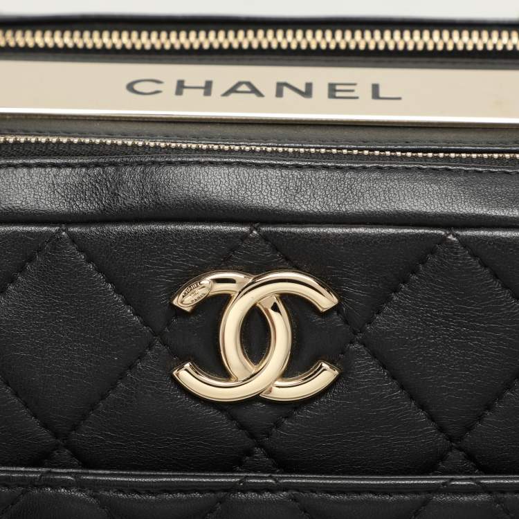 Pre Owned Chanel Black Quilted Leather Medium Trendy CC Bowling Bag