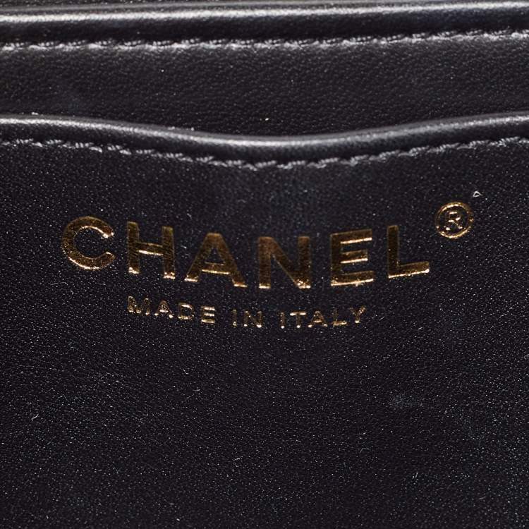 Pre Owned Chanel White Quilted Leather Trendy CC Vanity Case Bag