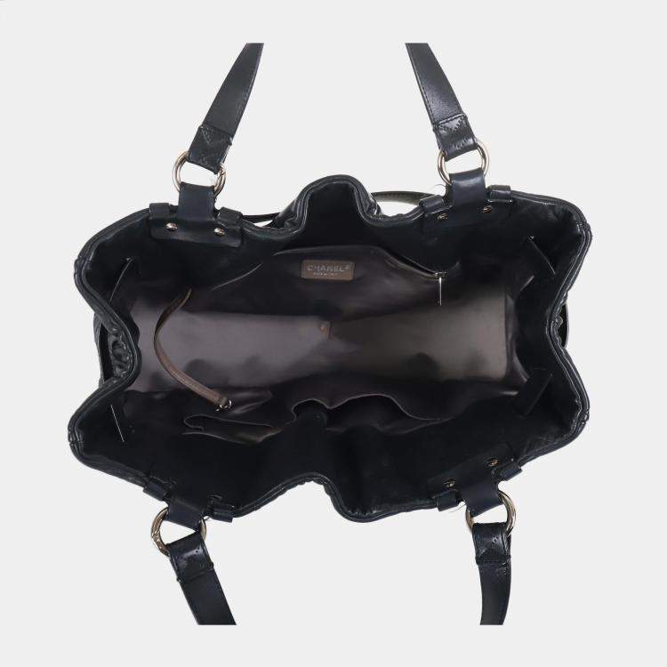 Pre Owned Chanel Vintage Hook Metal Quilted Tote Bag